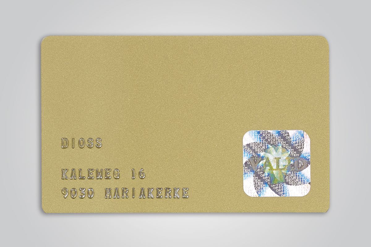 Membership card with customised relief and hologram